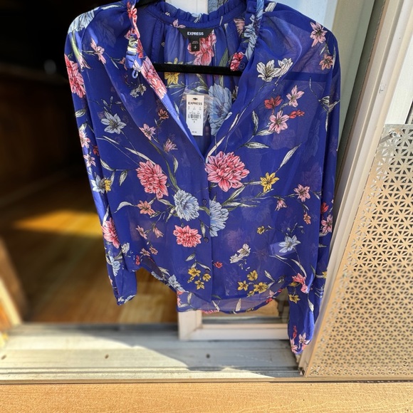 NWT Women’s Express Sheer Blouse - Picture 5 of 5